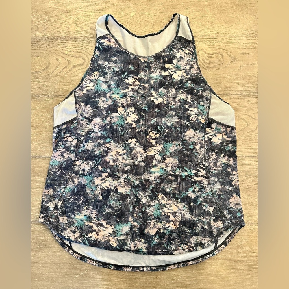 lululemon athletica Multicolor Floral Sculpt Tank Top, size 10